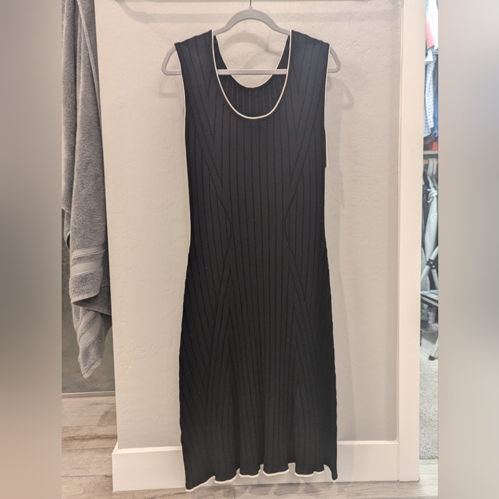 Black knit sleeveless dress
